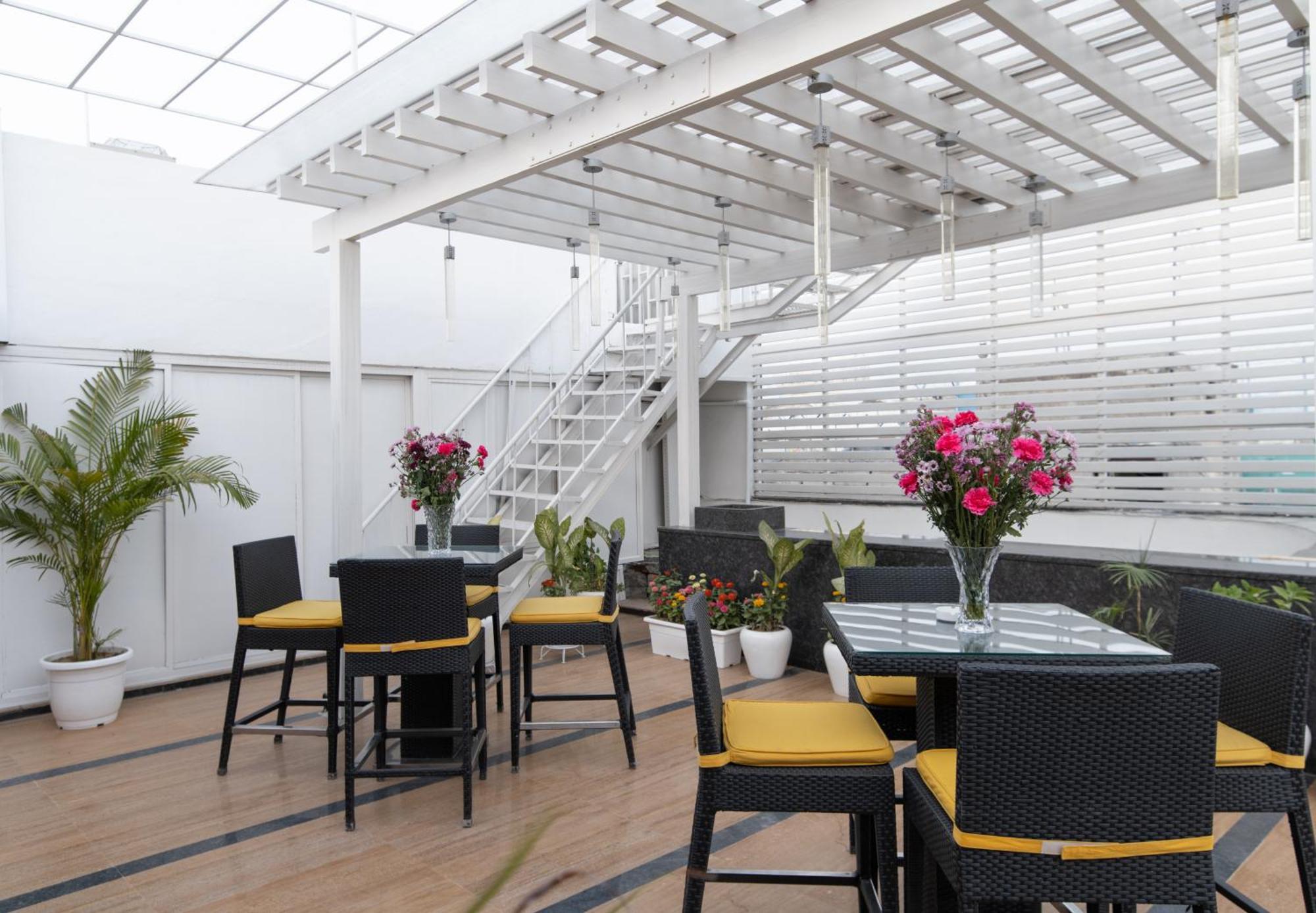 Hotel The Ashtan Sarovar Portico 4*