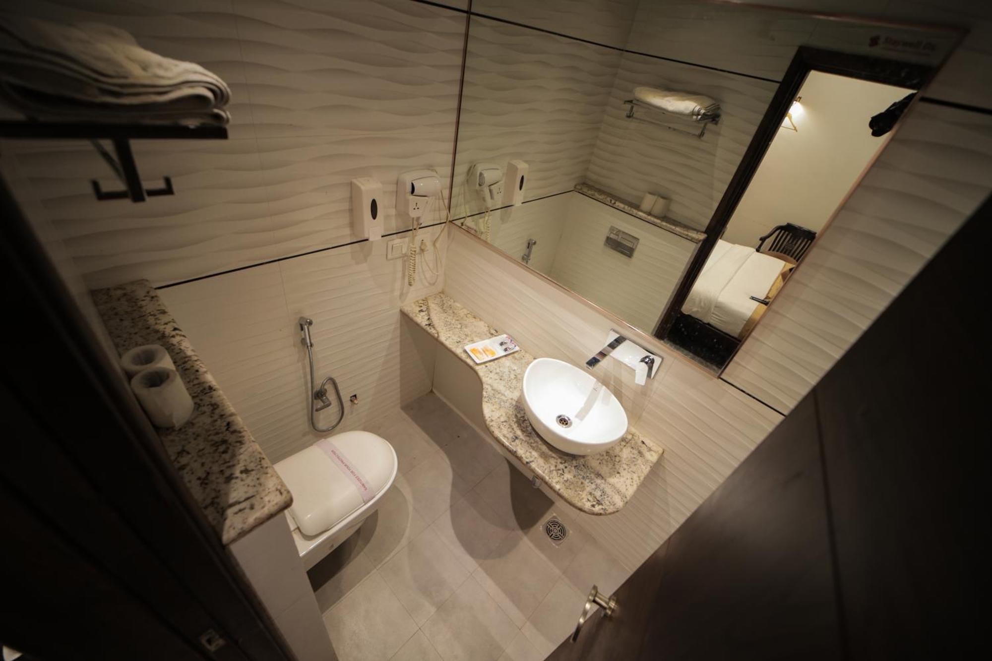 Well Dx Hotel New Delhi
