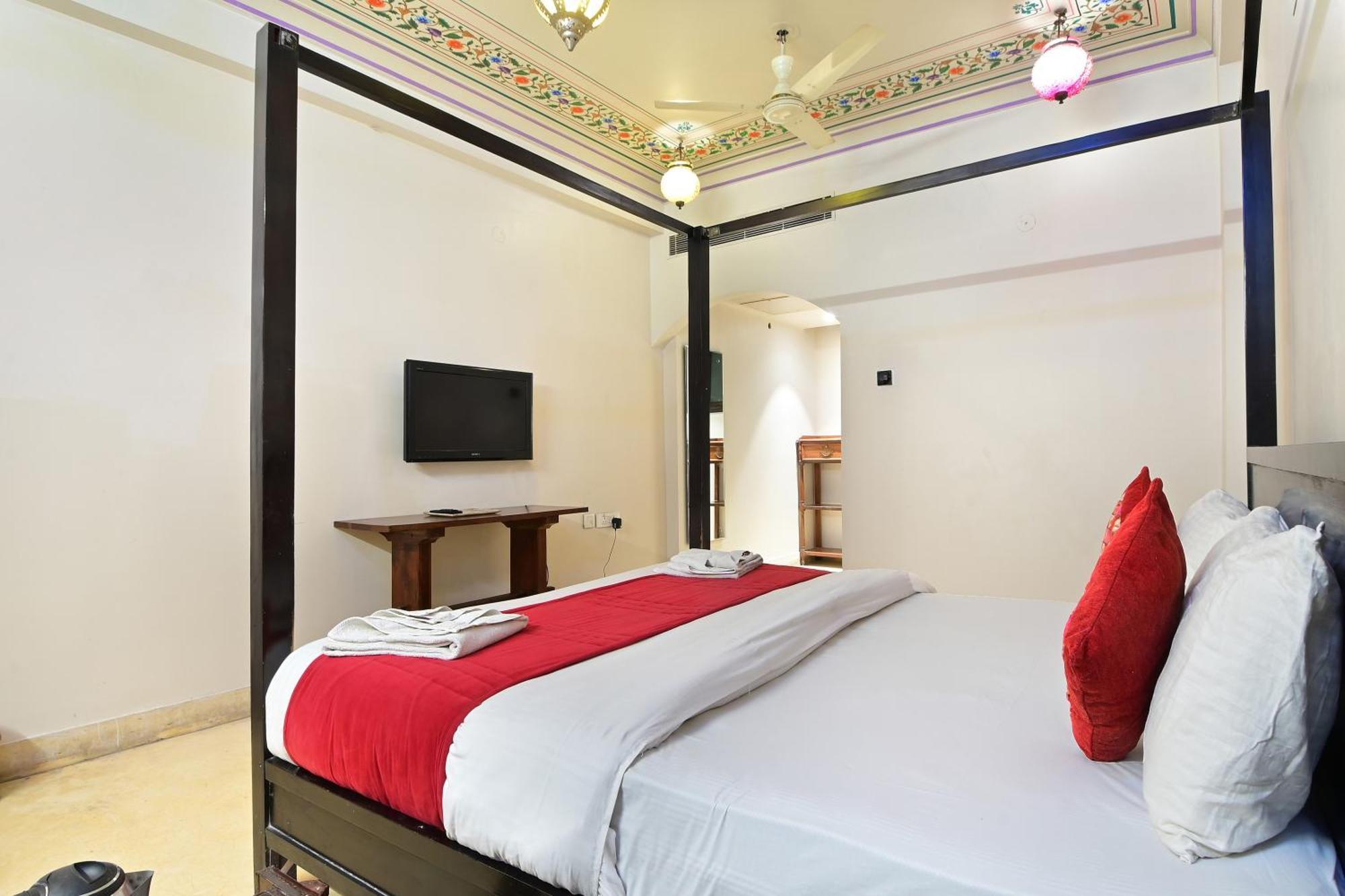 Jyoti Mahal - A Heritage - New Delhi