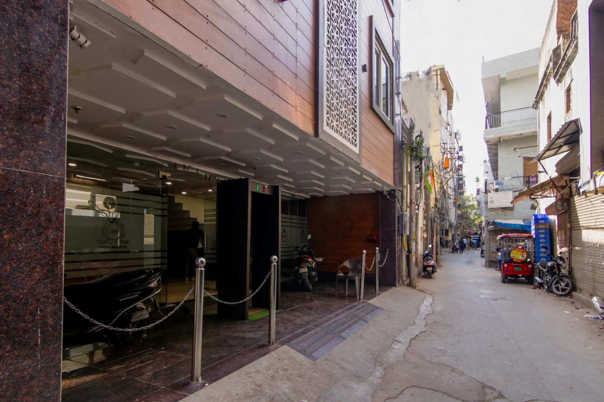 Royal Rosette With Free Wi-fi Near Railway Station 4* New Delhi