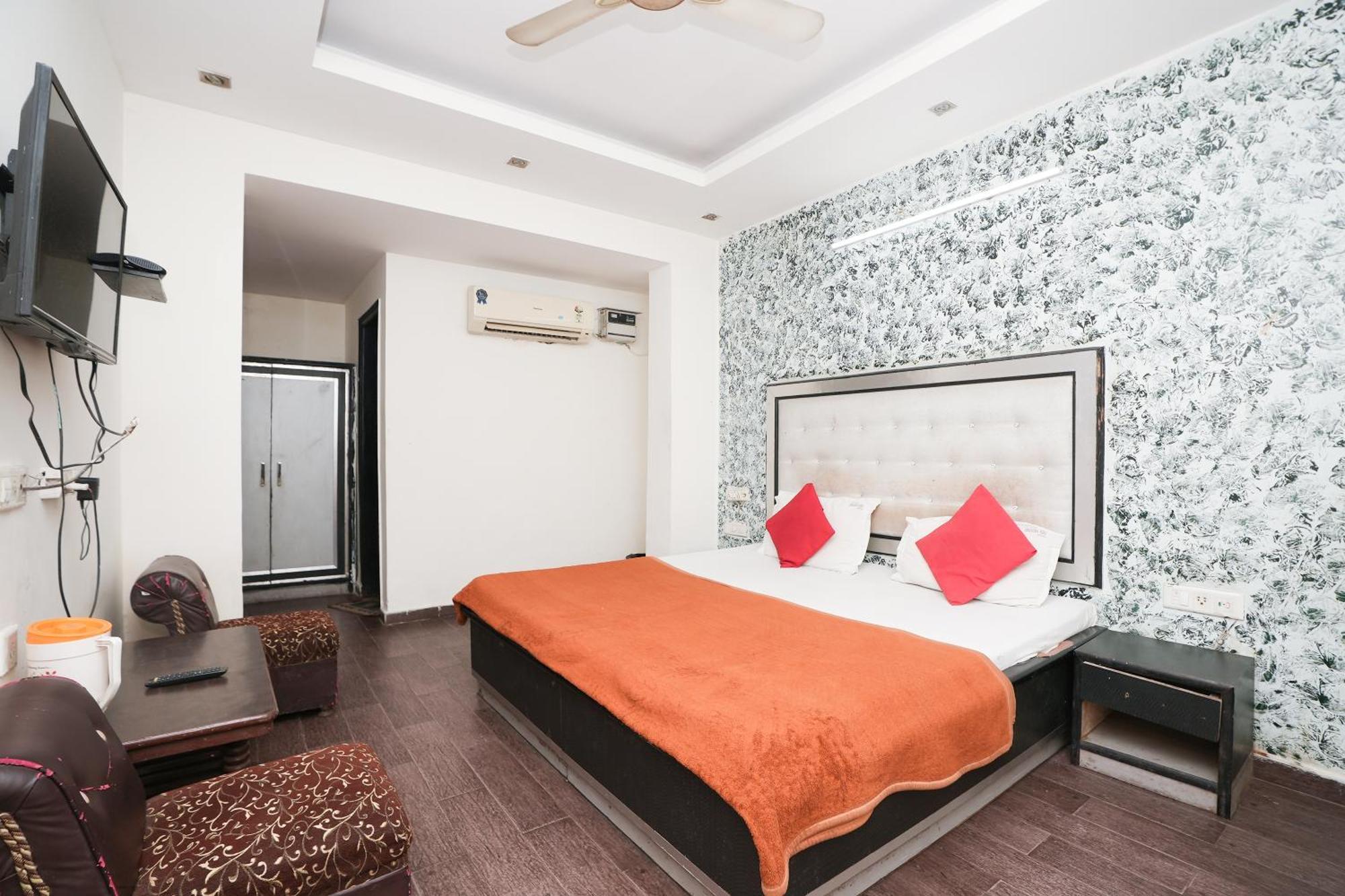 Hotel 3b Houses New Delhi