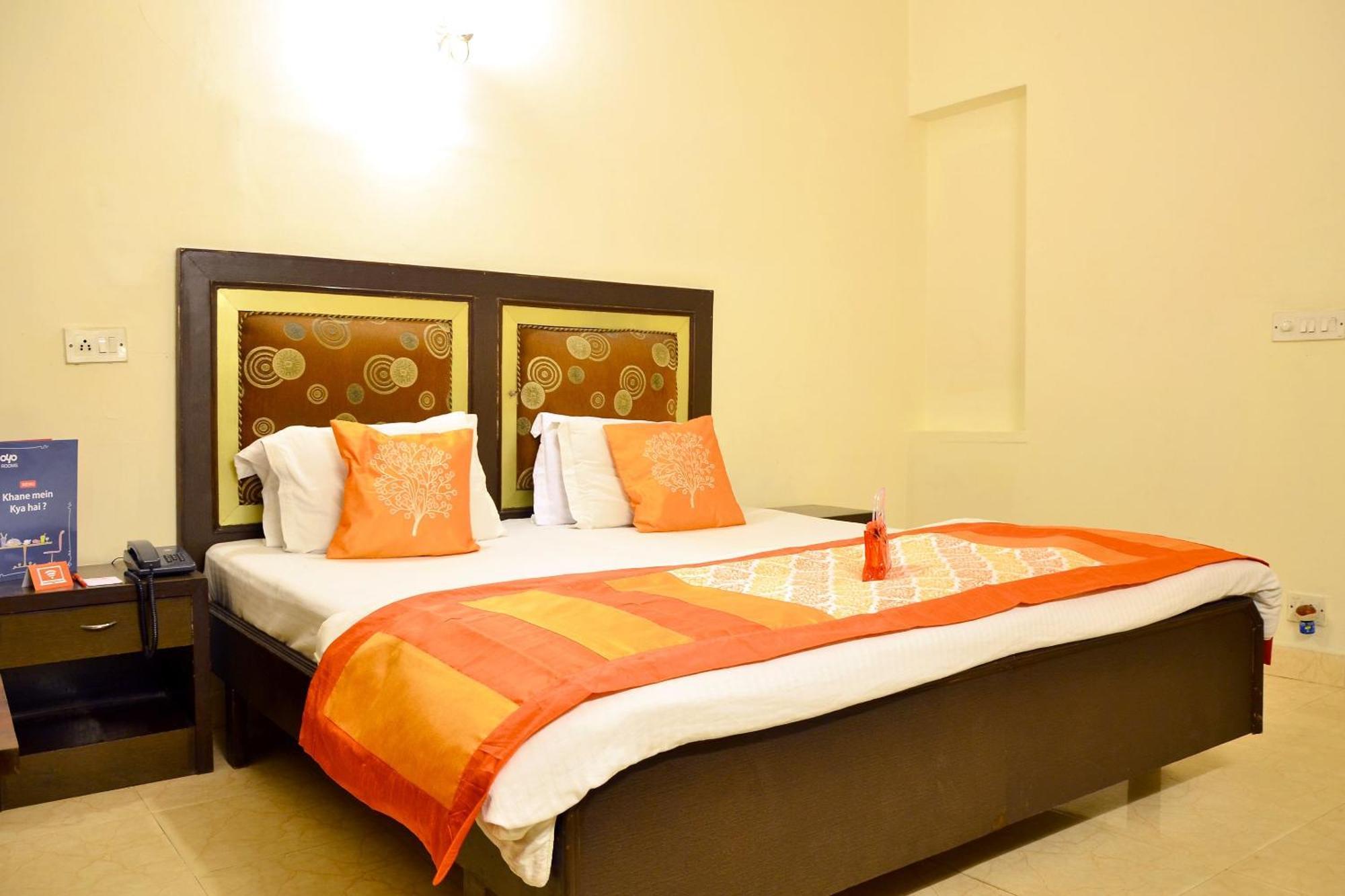 Casa de hóspedes Oyo Baikunth Kuteer Near Dilli Haat Ina 3*