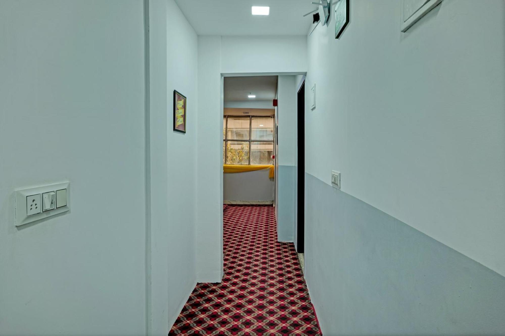 Hotel O The Kings New Delhi