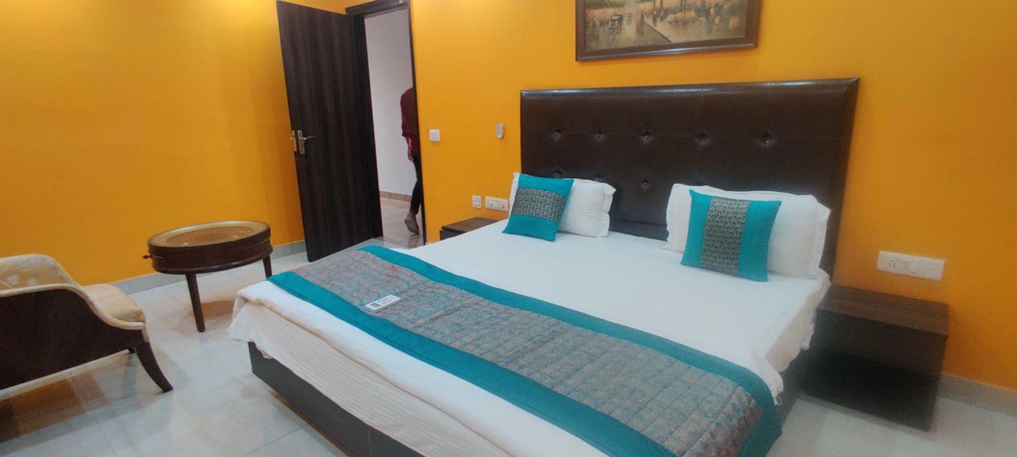 Hotel Townhouse Golden King
