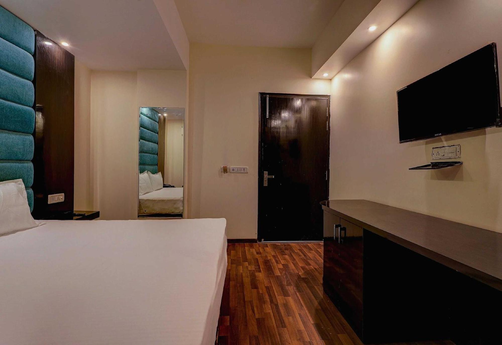 Hotel Townhouse Golden King Nova Deli