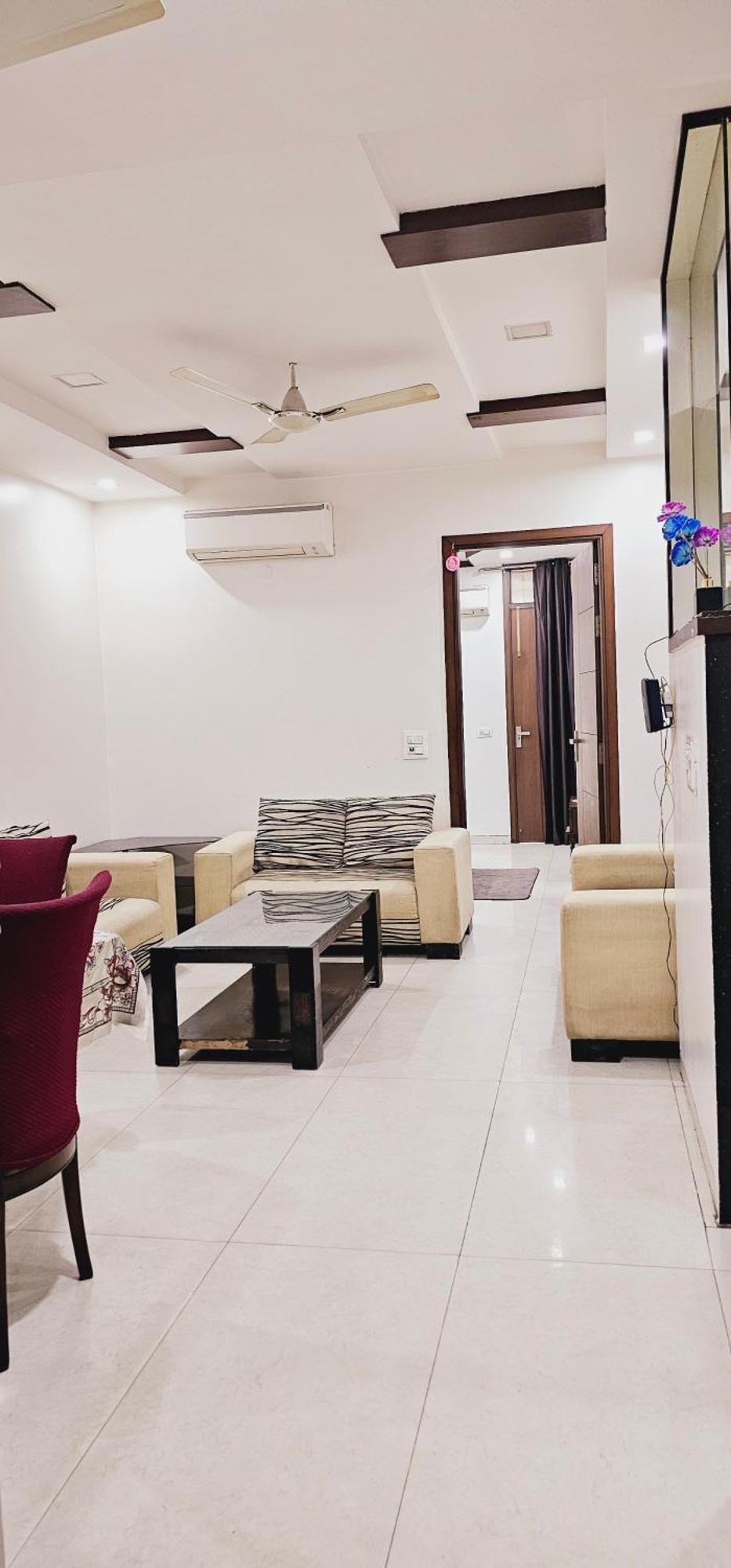 Ideal 3bhk Apartment!downtown