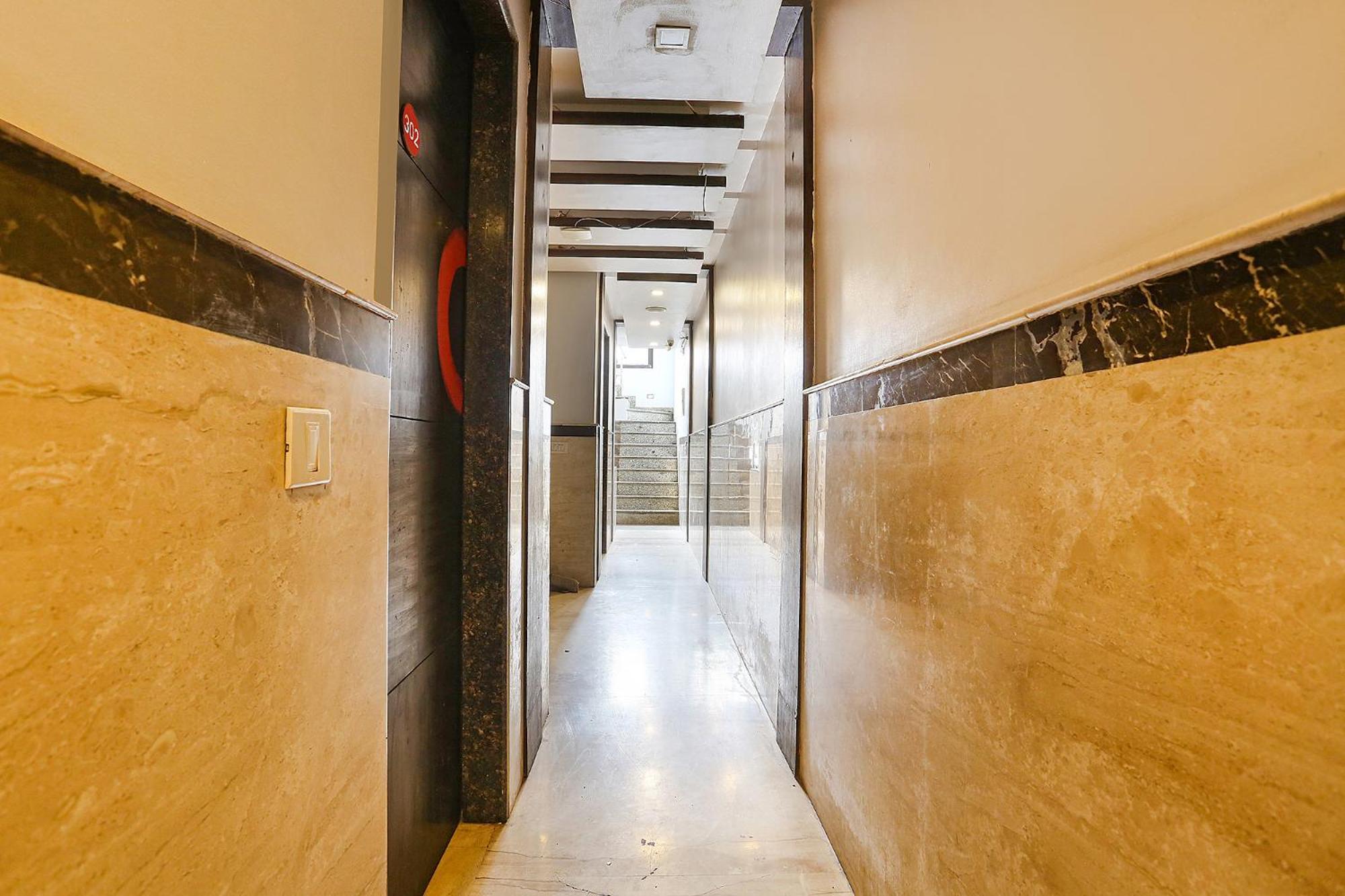 Fabhotel Rs Gera - Nr Nehru Place Market Hotel 3*