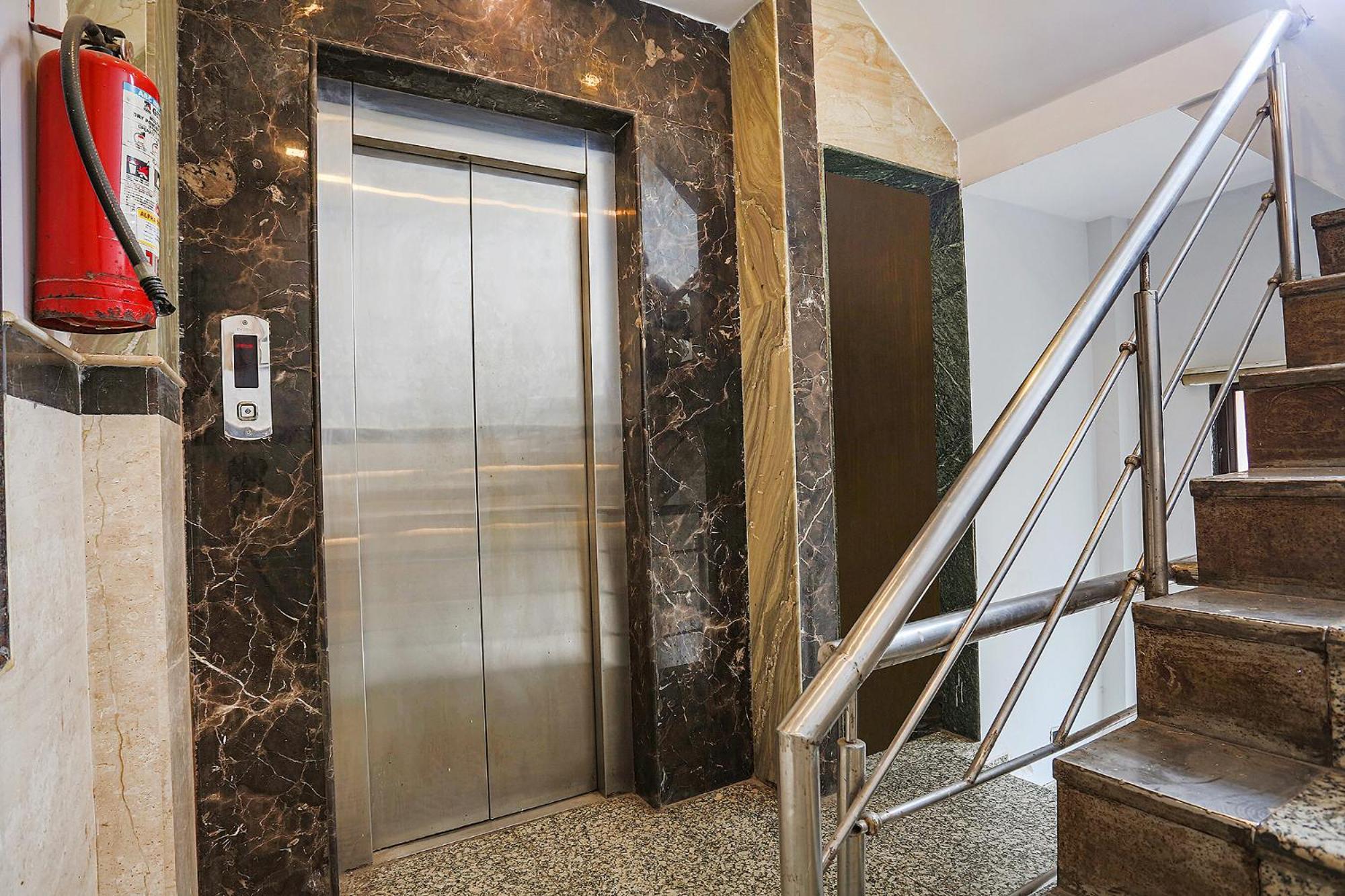 Fabhotel Rs Gera - Nr Nehru Place Market Hotel Nova Deli