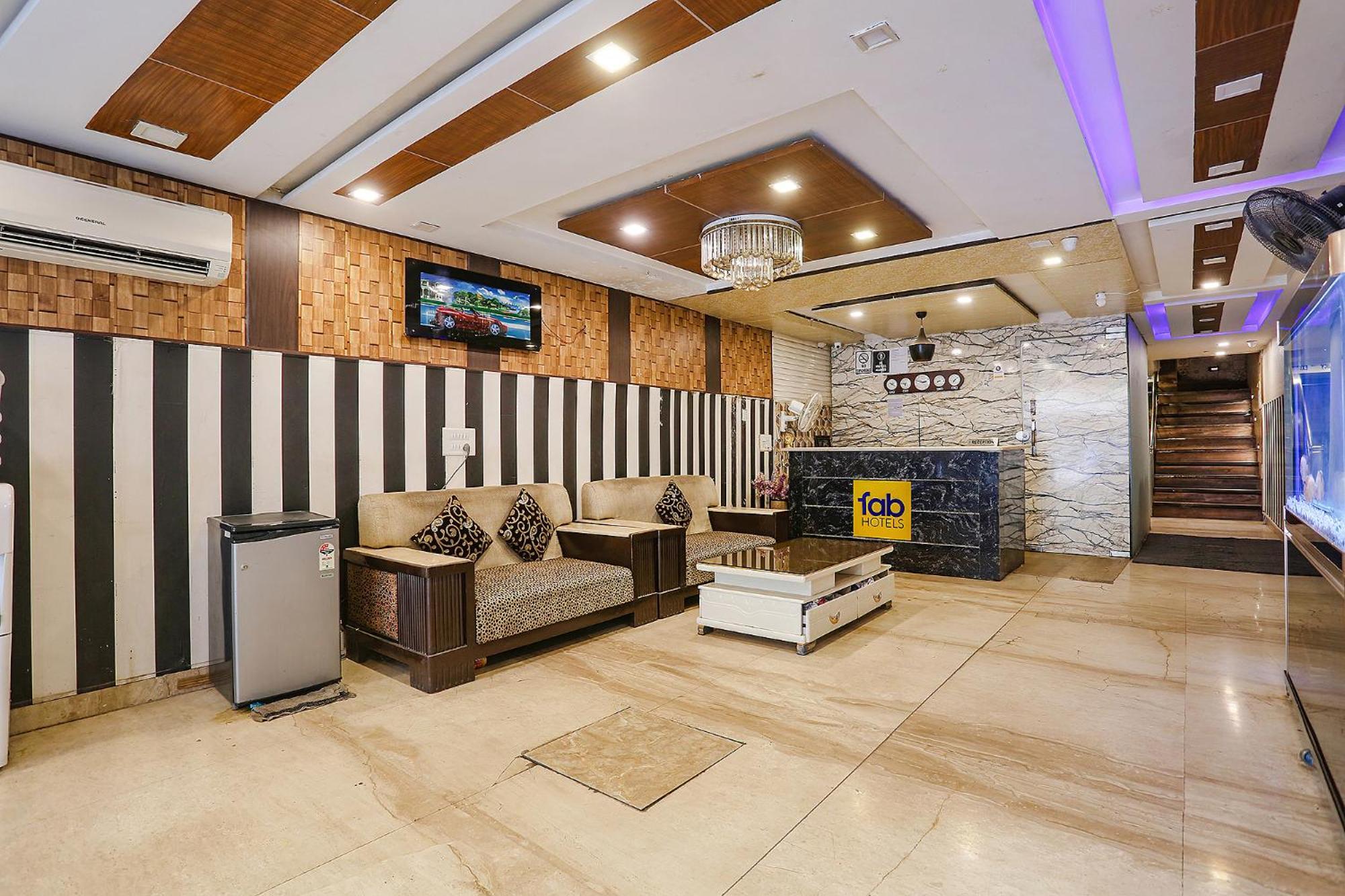 Fabhotel Rs Gera - Nr Nehru Place Market Hotel 3*