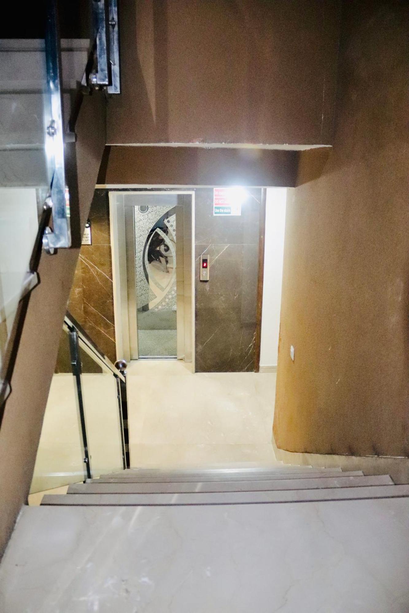 Hotel Magic Tree Karol Bagh Metro Station New Delhi (National Capital Territory of India)