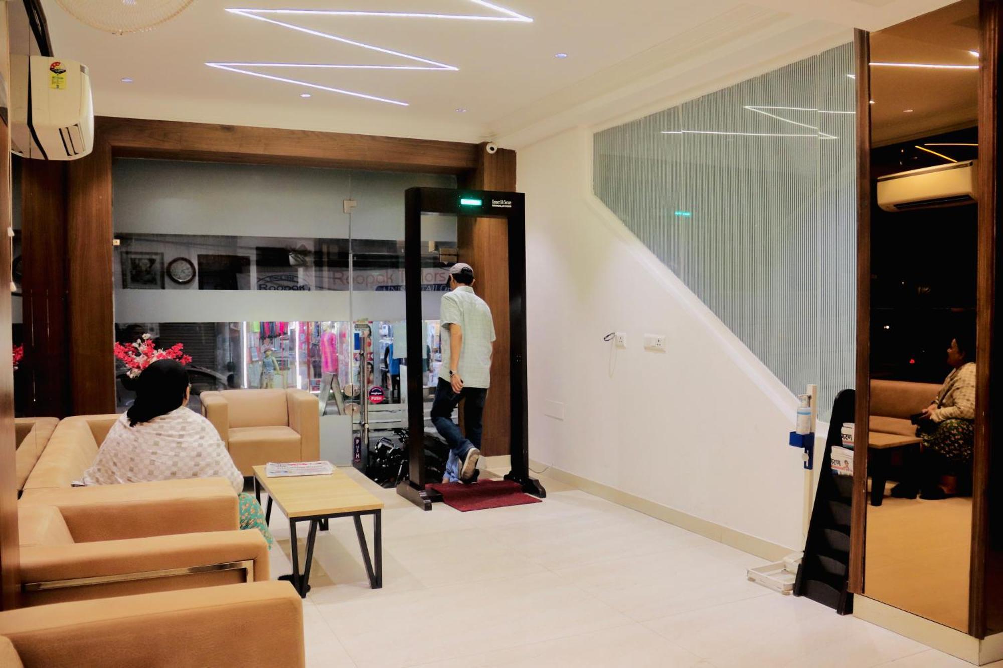Hotel Magic Tree Karol Bagh Metro Station New