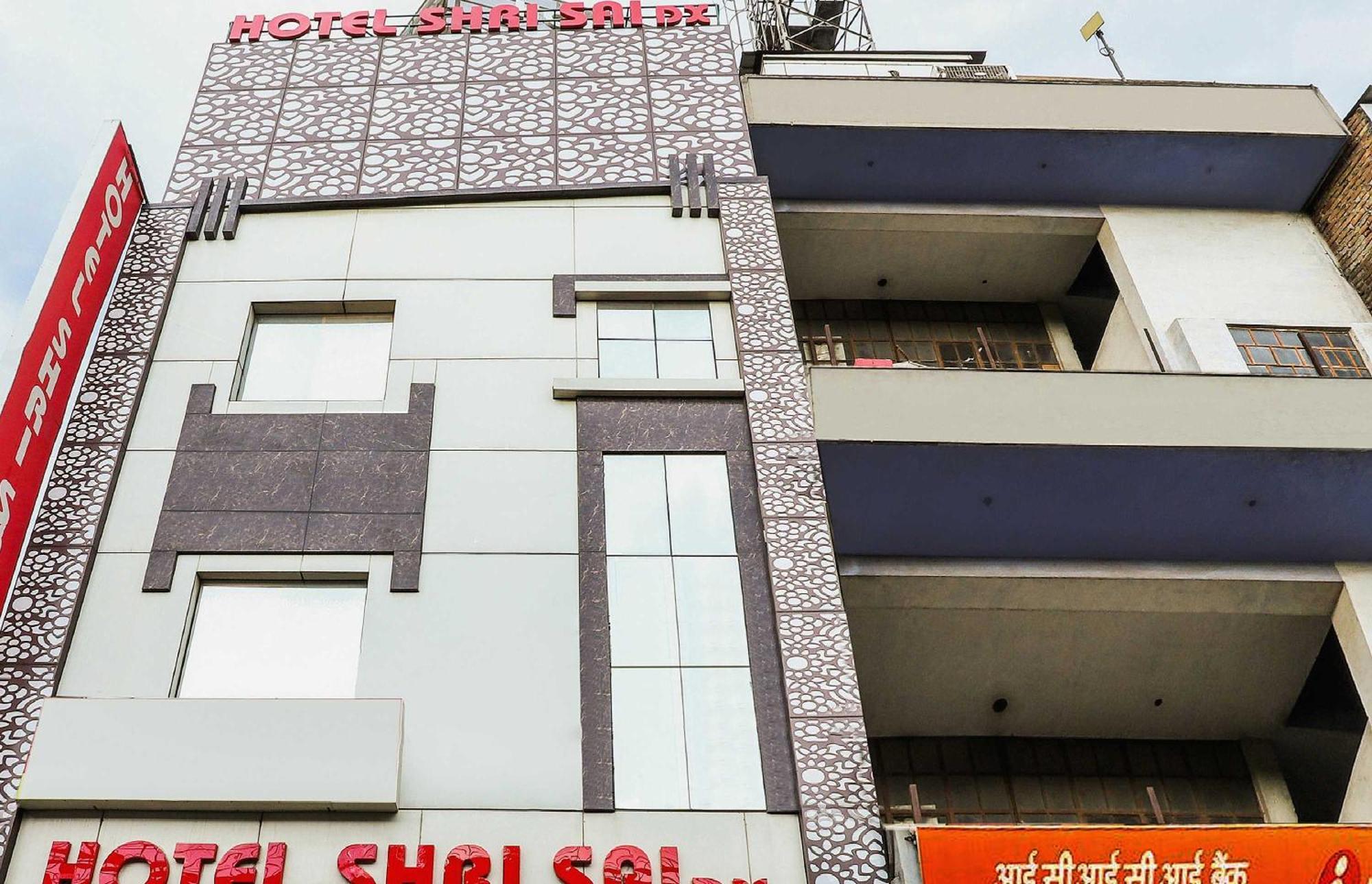 O Shri Sai Hotel 3*