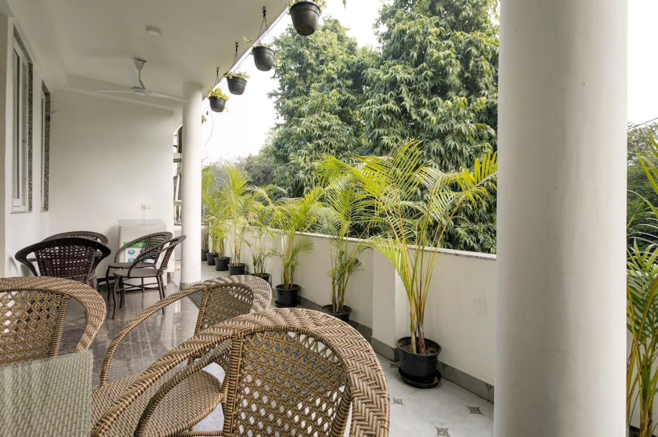 Bed & Breakfast Moydom Private Ensuite With Shared Balcony & Kitchen