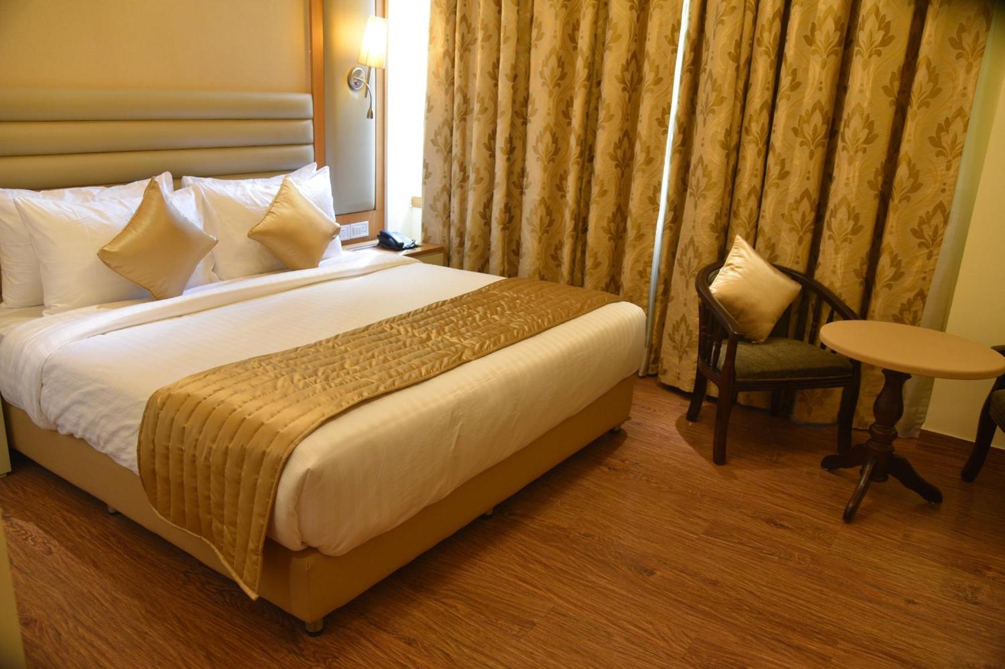 Opulent By Udman Chhattarpur Hotel New Delhi
