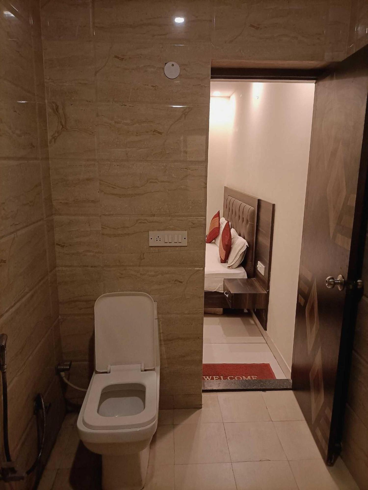 O King Plaza Hotel