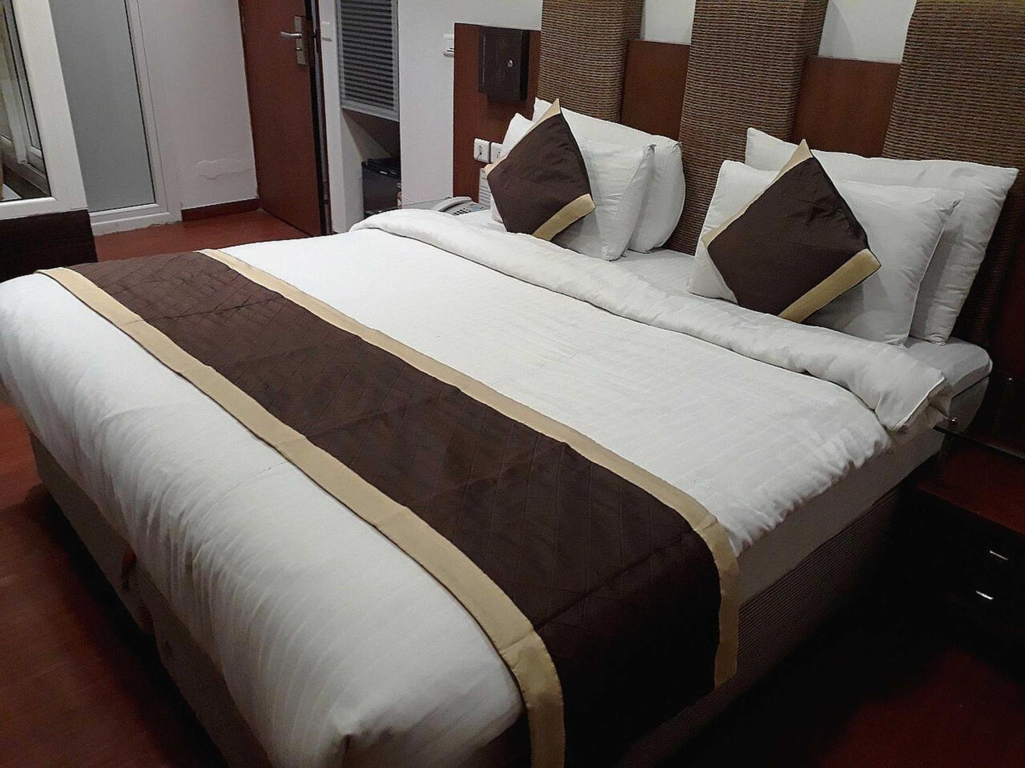 O King Plaza 3*