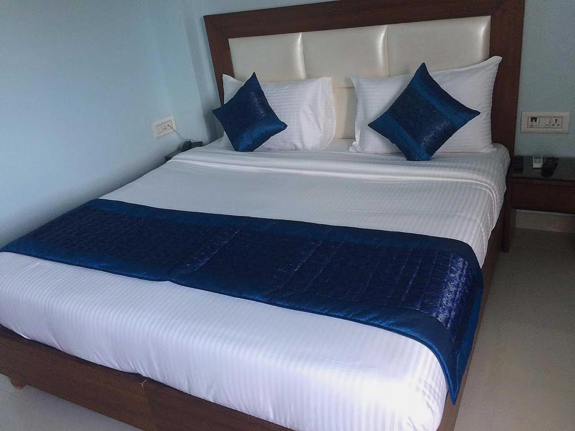 O King Plaza Hotel 3*