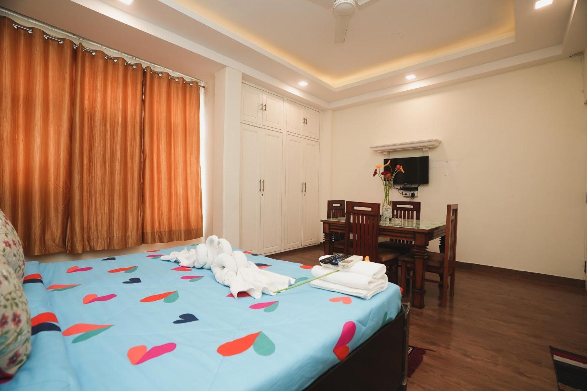 Hotel Mintstar And New Delhi