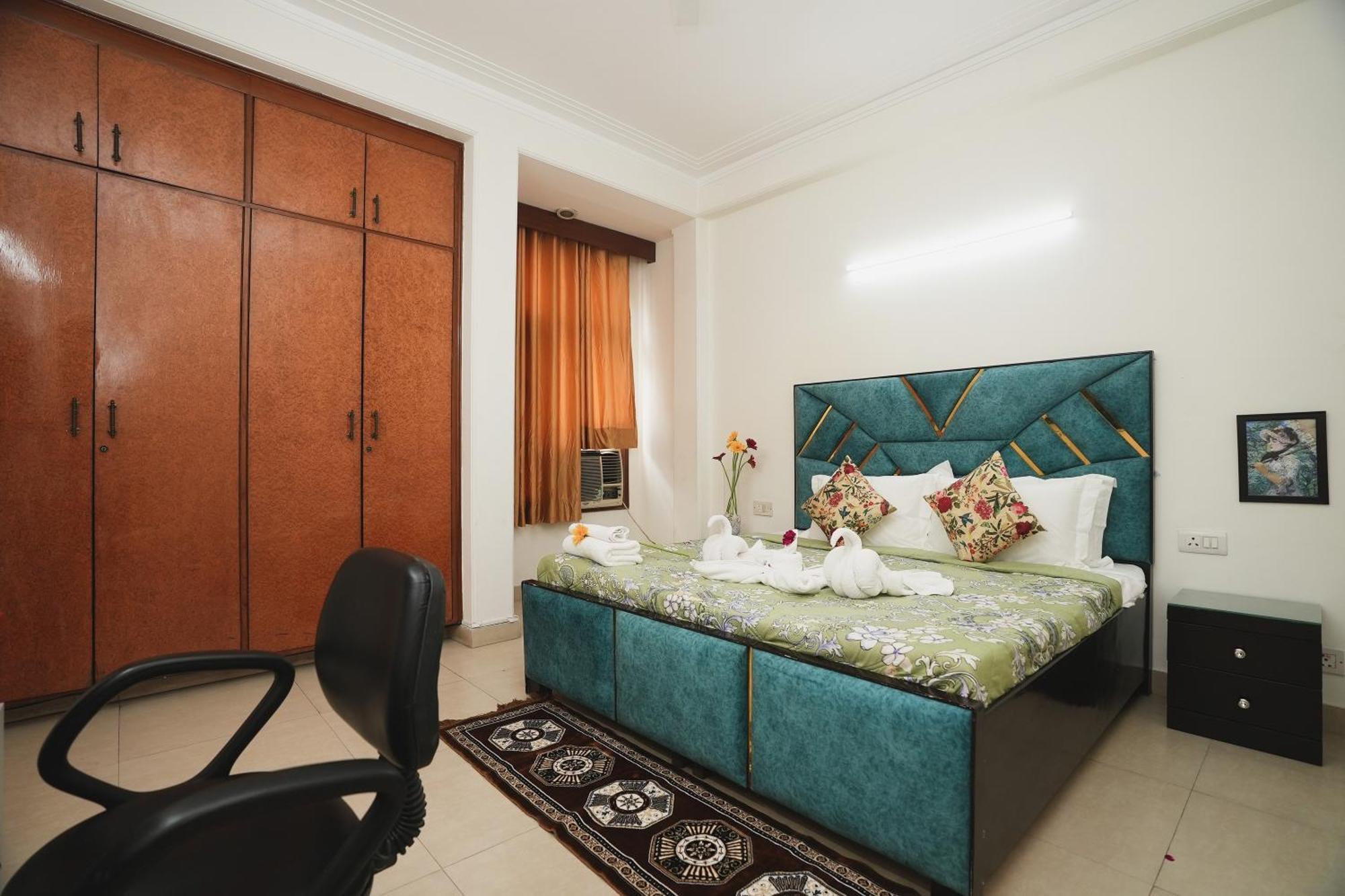 Mintstar And Hotel