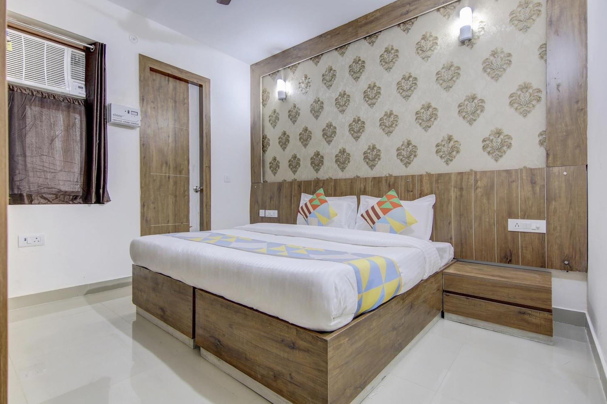 Collection O Near Prem Mandir Hotel Delhi (National Capital Territory of India)