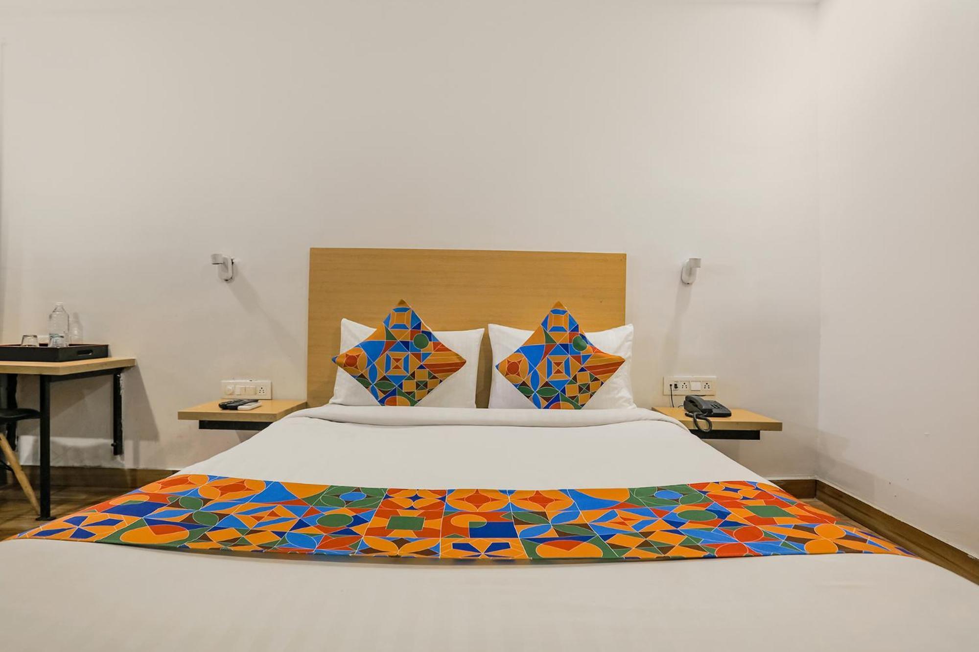Fabexpress Pp Residency Hotel 4*