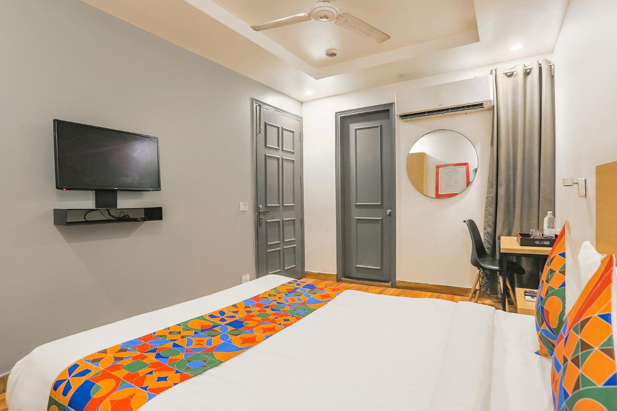 Fabexpress Pp Residency Hotel