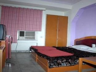 Elegant International Hotel 2*