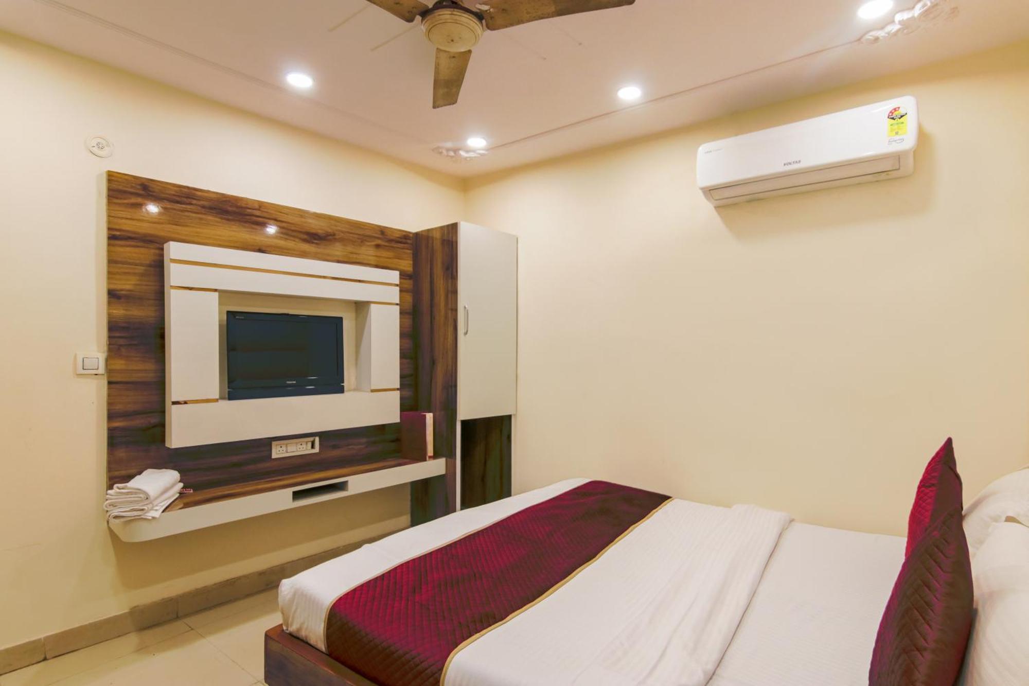 The Price Main Bazar Pahar Ganj Hotel 3*