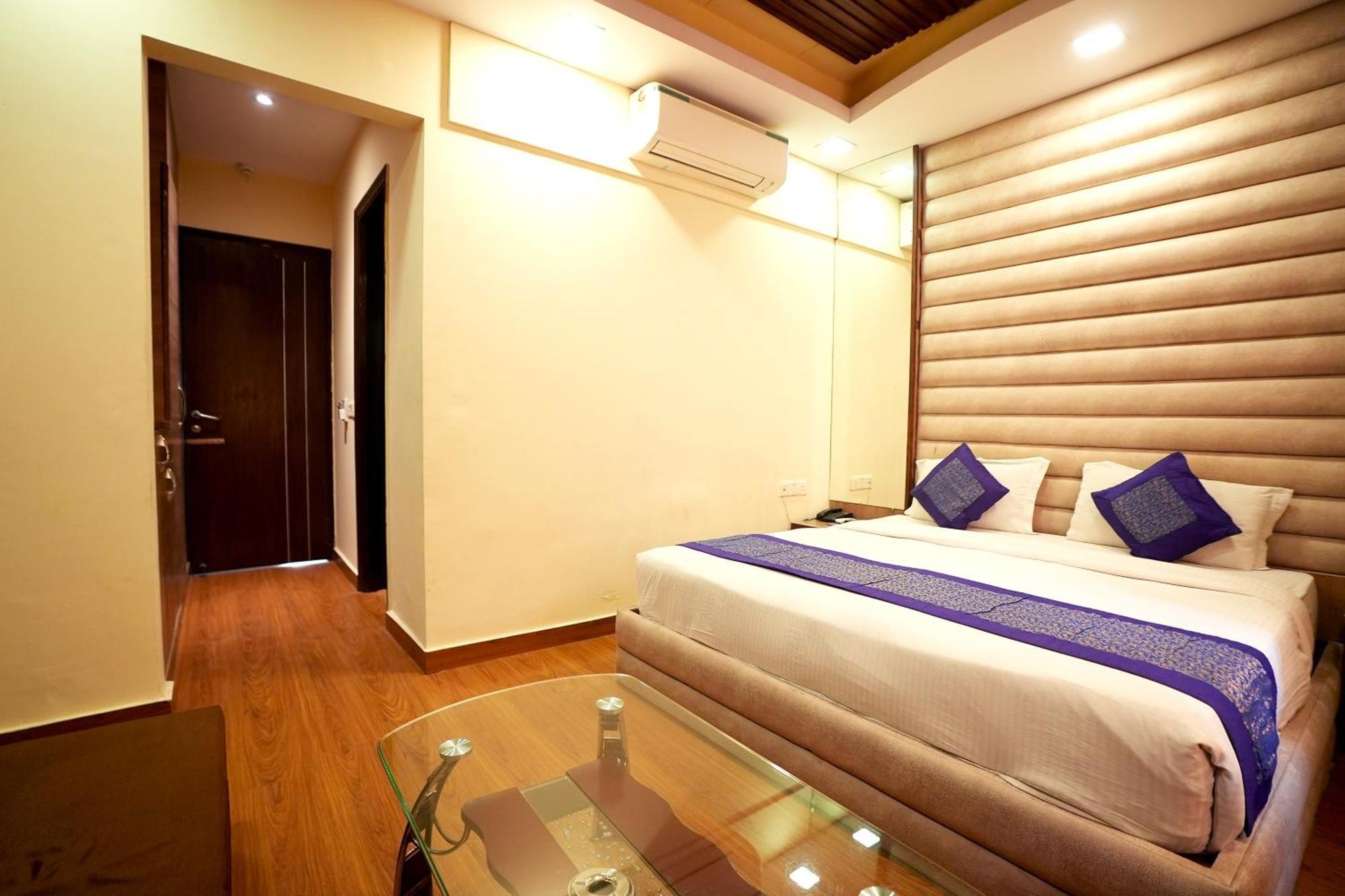 Hotel Silver Stone - Karol Bagh New Delhi (National Capital Territory of India)