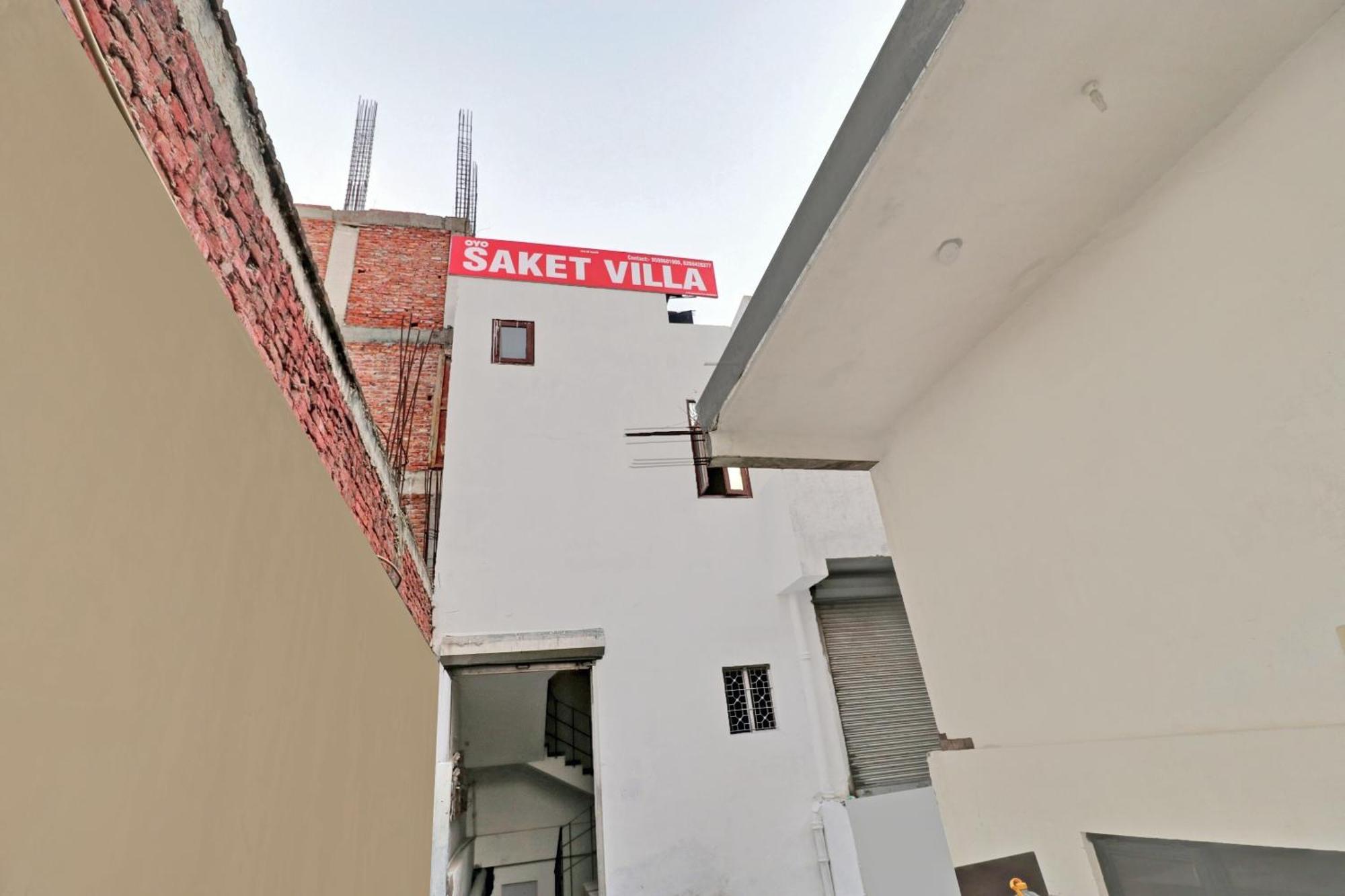 Capital O Saket Near Dlf Avenue Saket Hotel