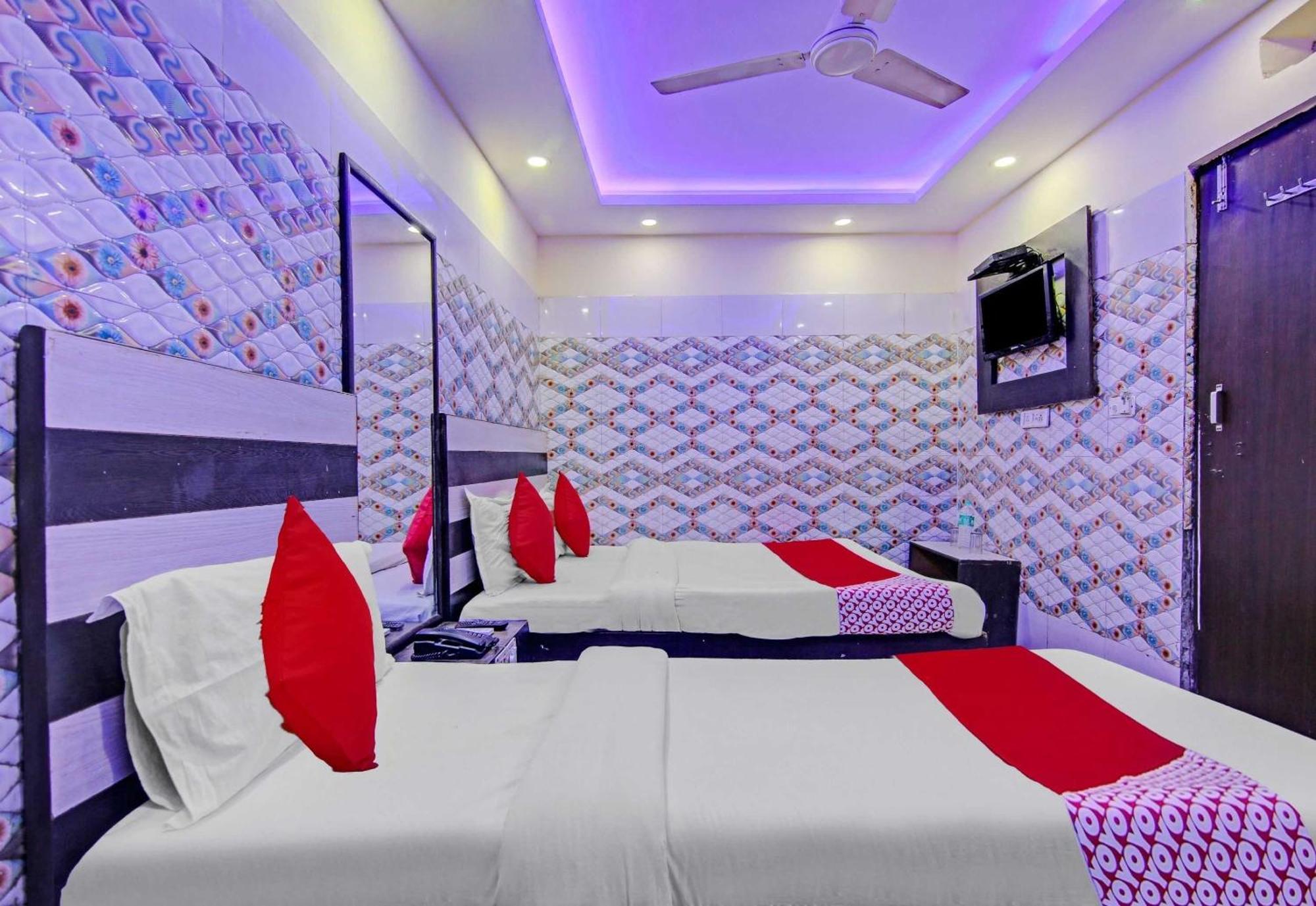 Hotel O Naseeb Near Jama Masjid New Delhi