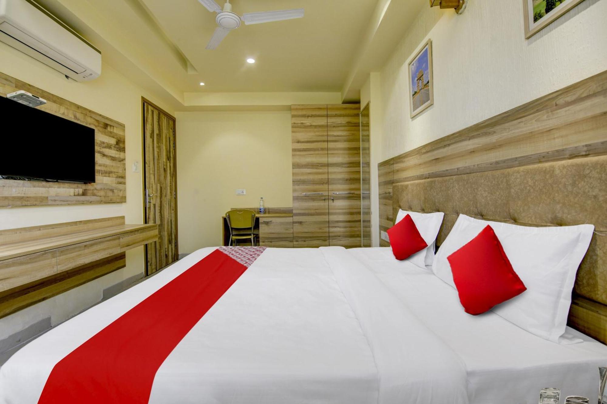 Hotel Collection O My Near Dwarka Sector 21 Metro Station New Delhi