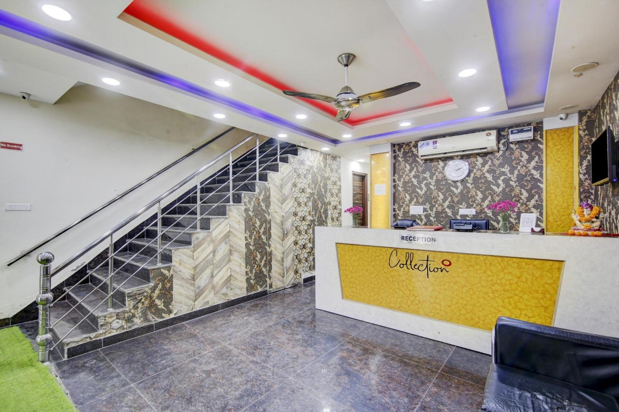 Hotel Collection O Golden Blue Near Dwarka Sector 21 Metro Station