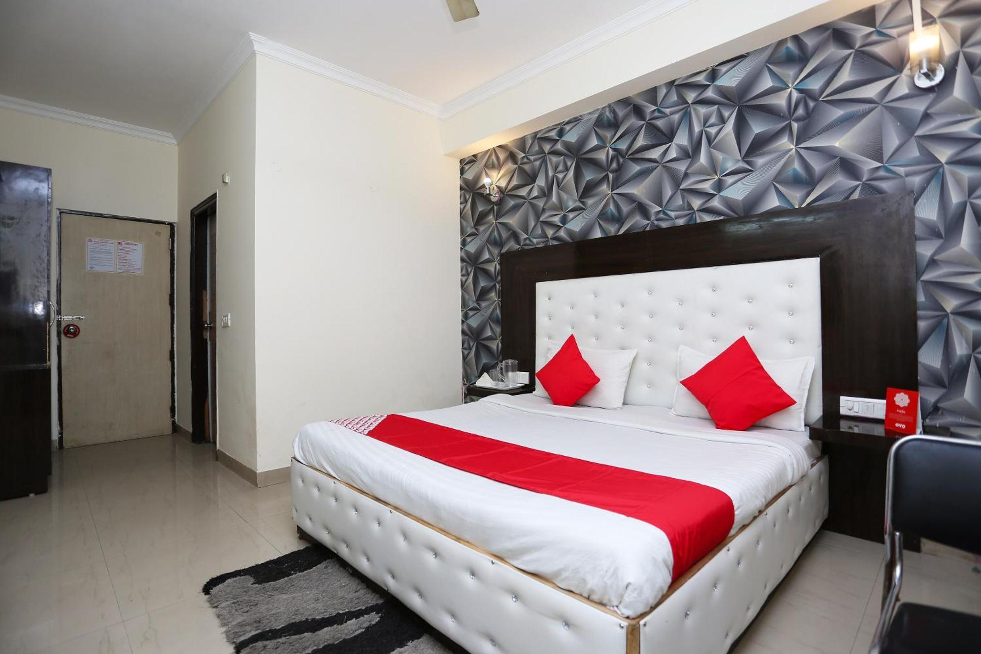 Oyo Flagship Aamantran 3*