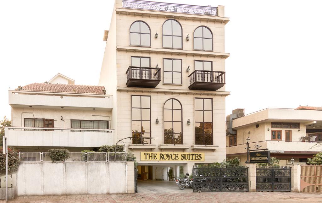 Hotel Treebo Tryst Royce New Friends Colony New Delhi