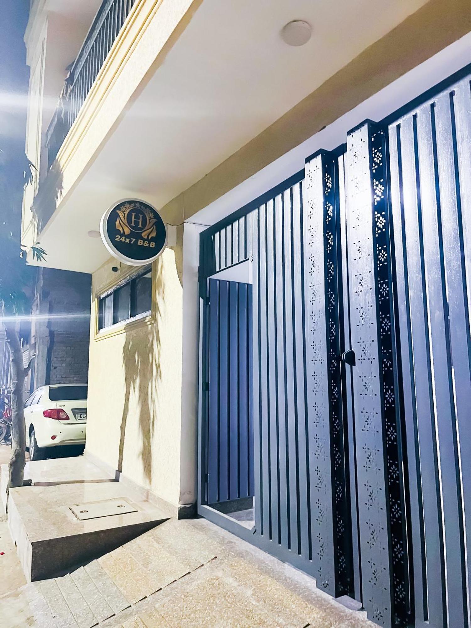 Hotel Hotel In Malviya Nagar