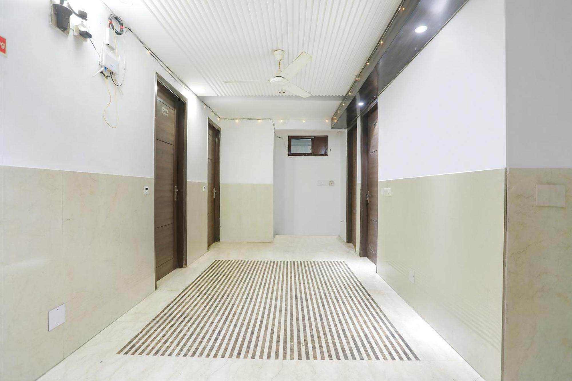 Fabexpress Lotus Palace New Delhi