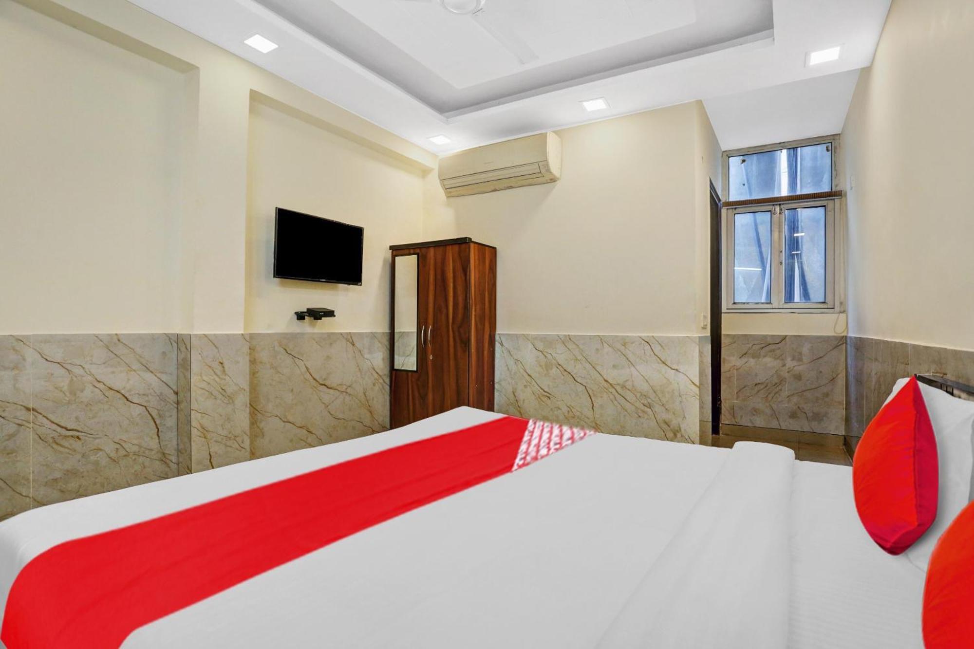 Hotel O Welcome Near Dlf Avenue Saket