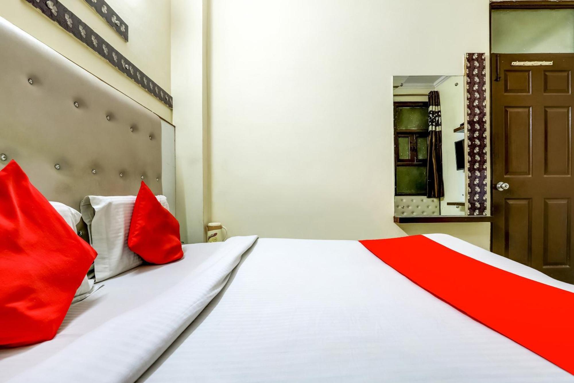 Hotel O Tushar Continental 3*