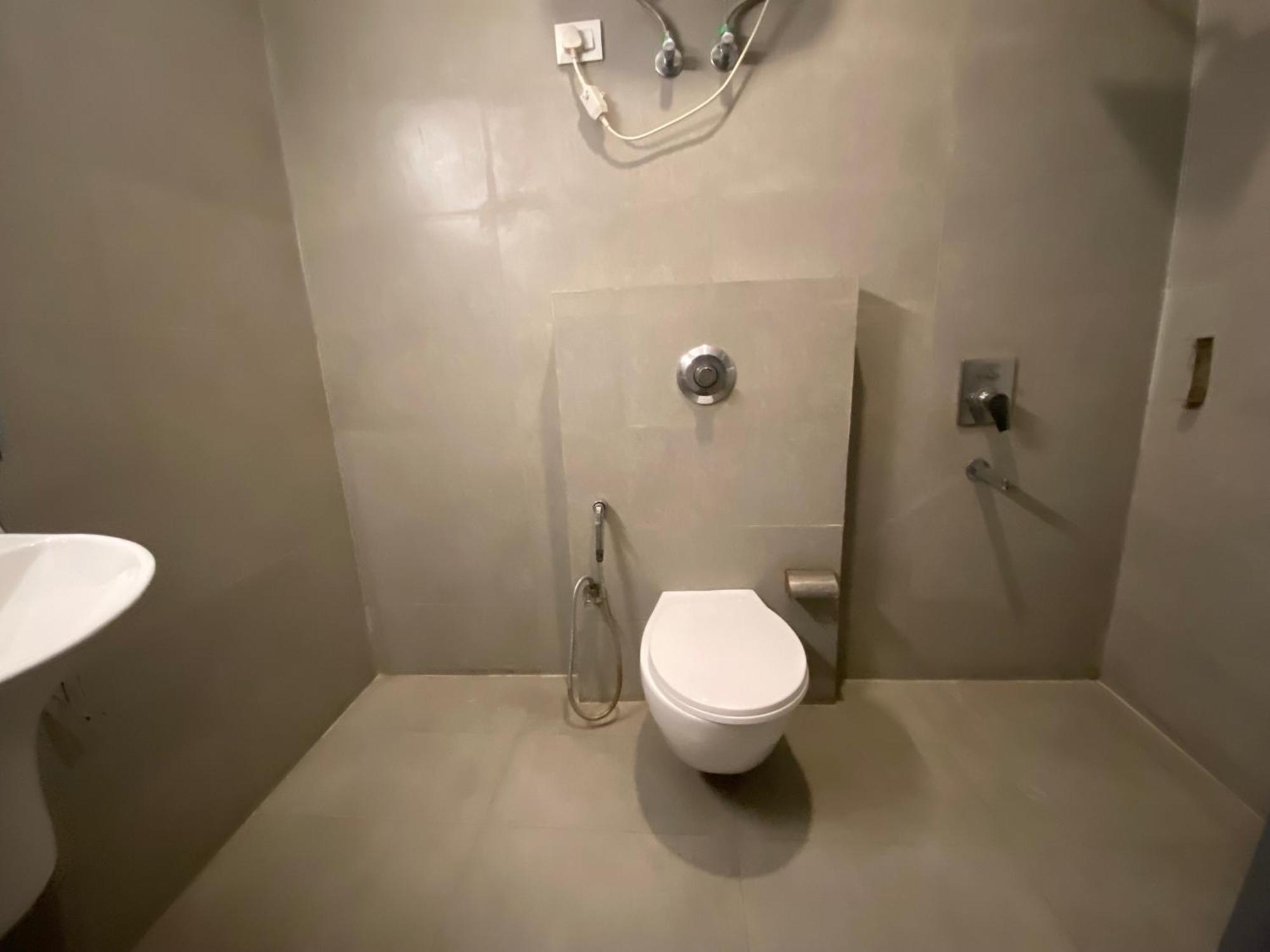 Hotel F9 343 Meera Bagh, Paschim Vihar Nova Deli