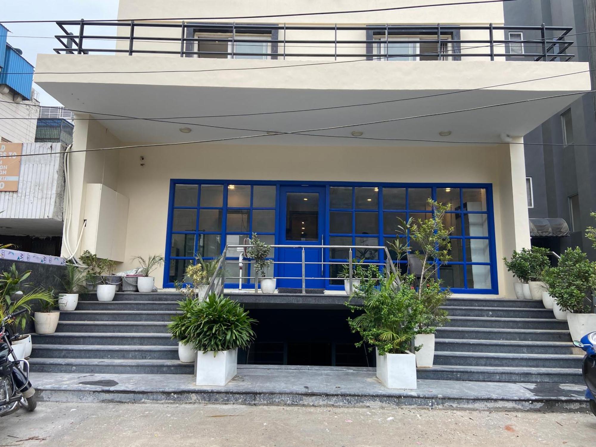F9 343 Meera Bagh, Paschim Vihar 3* Nova Deli