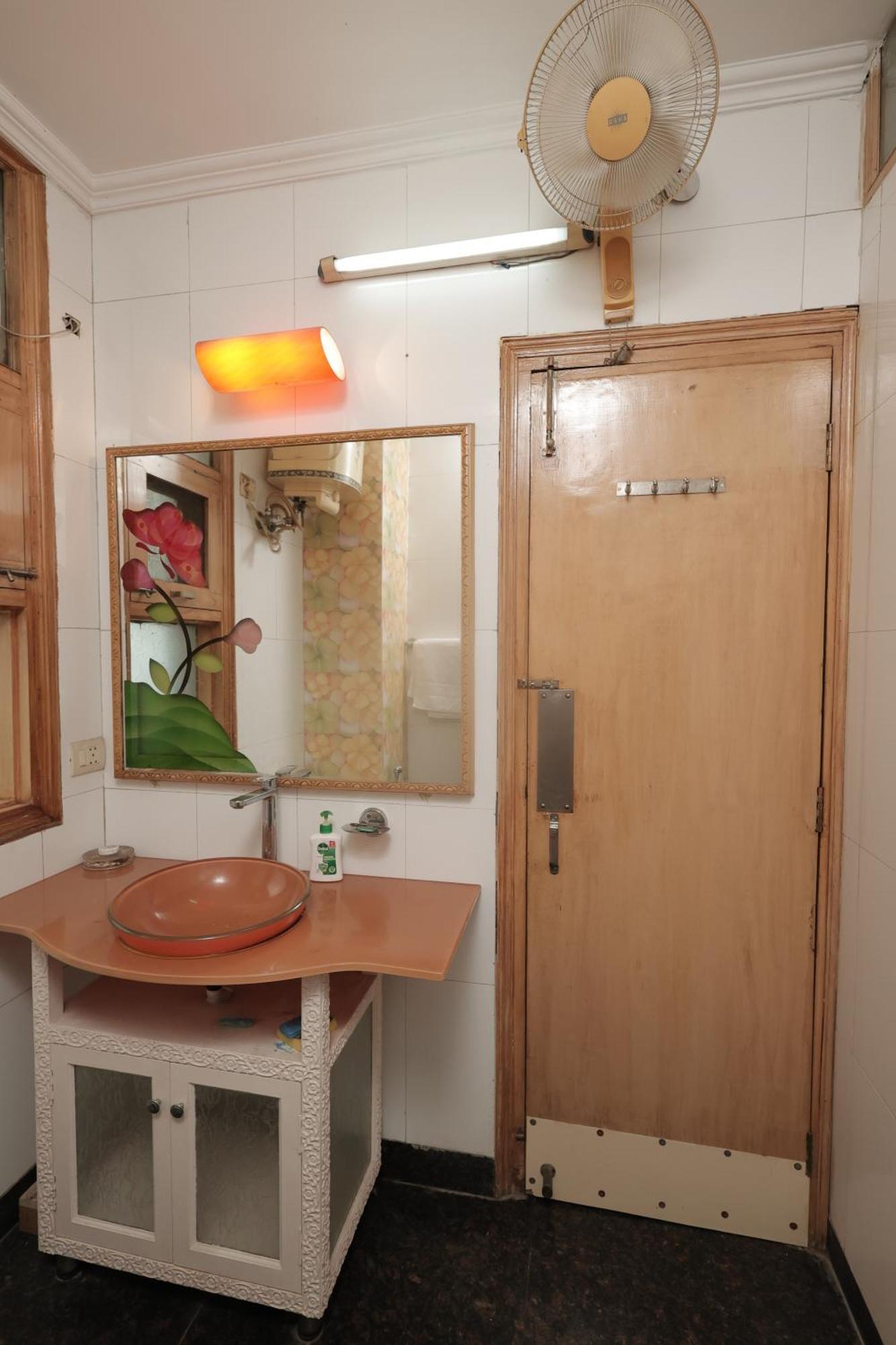 Ss Residency Bed & Breakfast