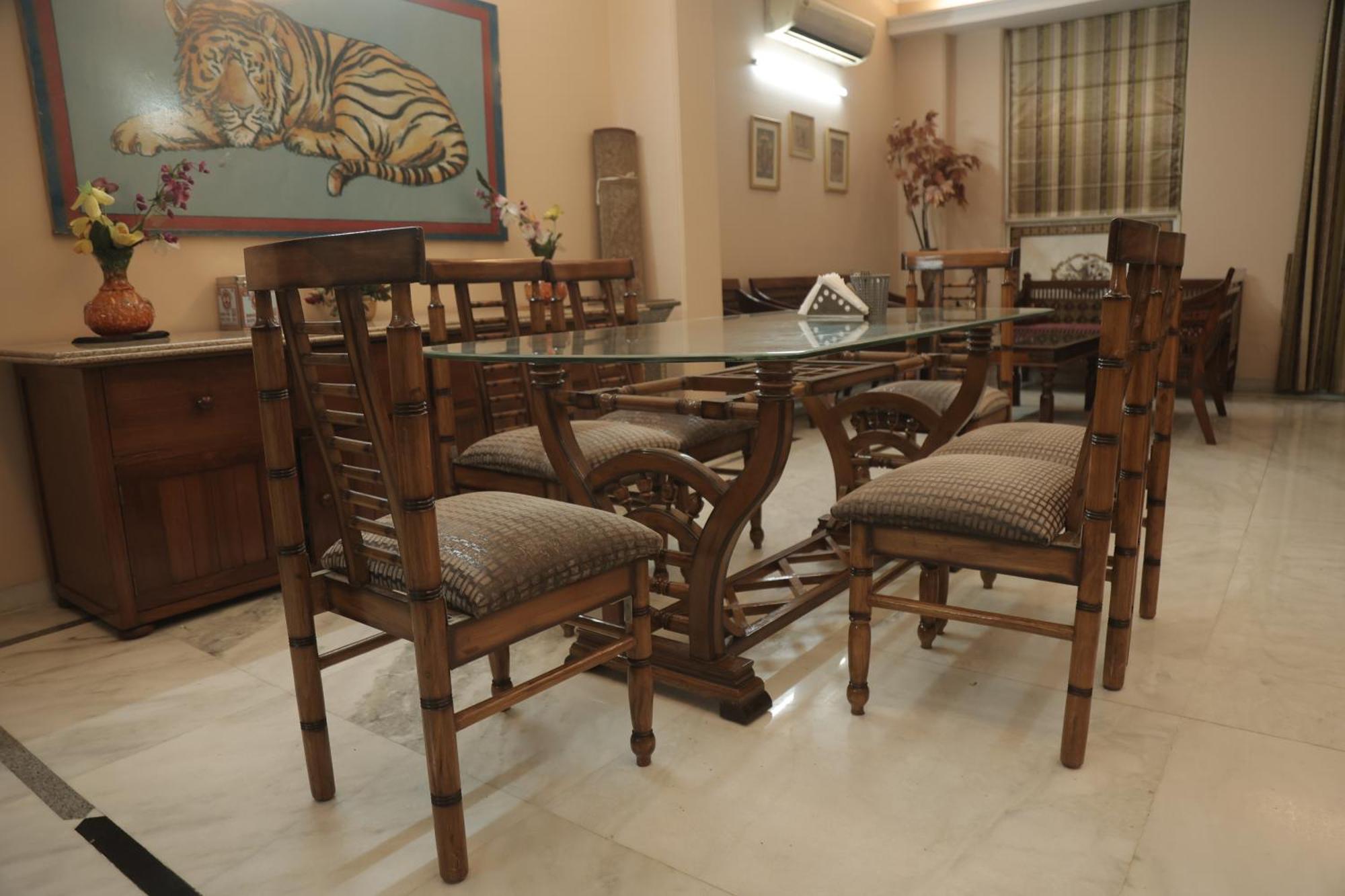 Ss Residency 2* New Delhi