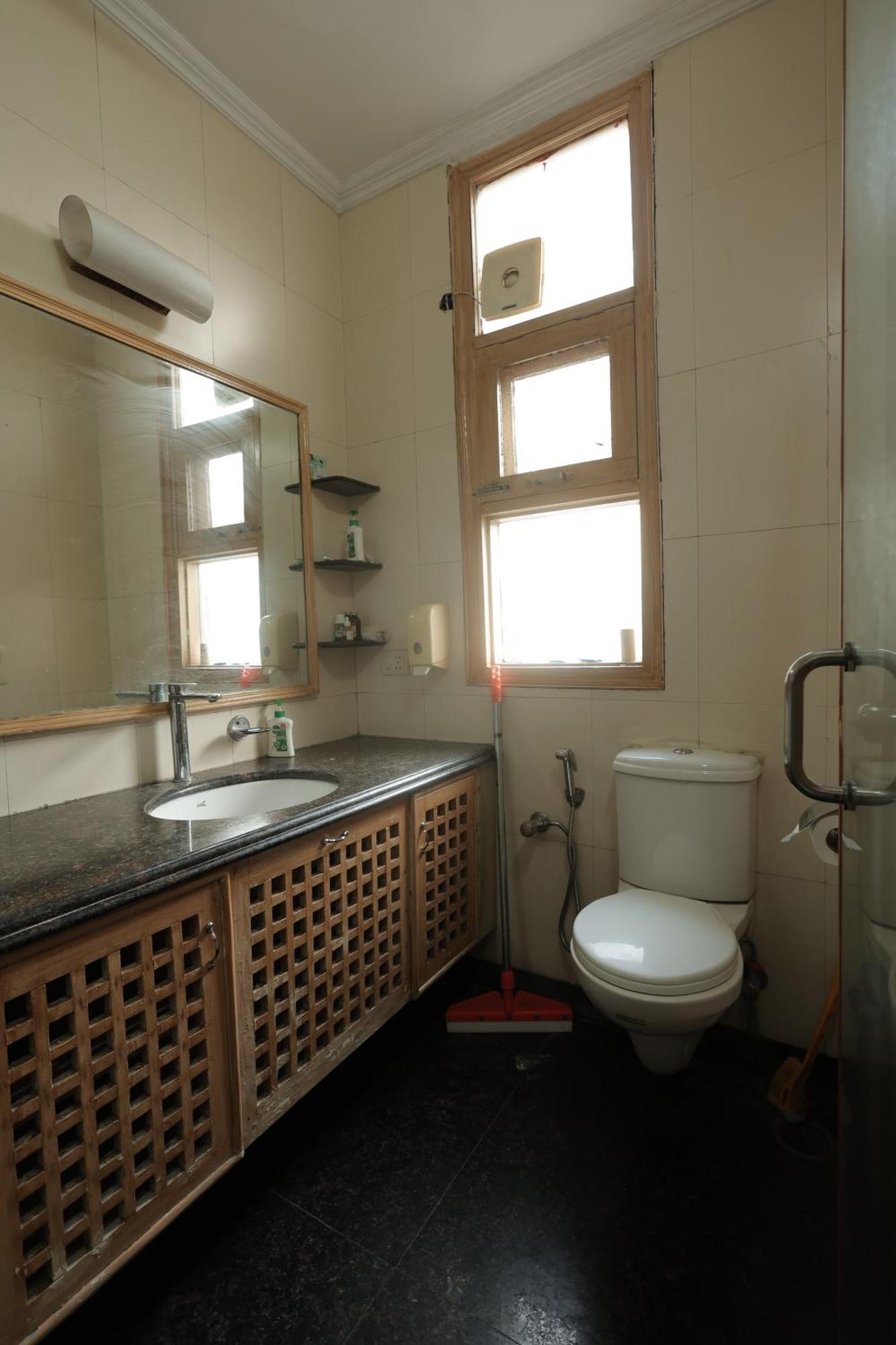 Ss Residency