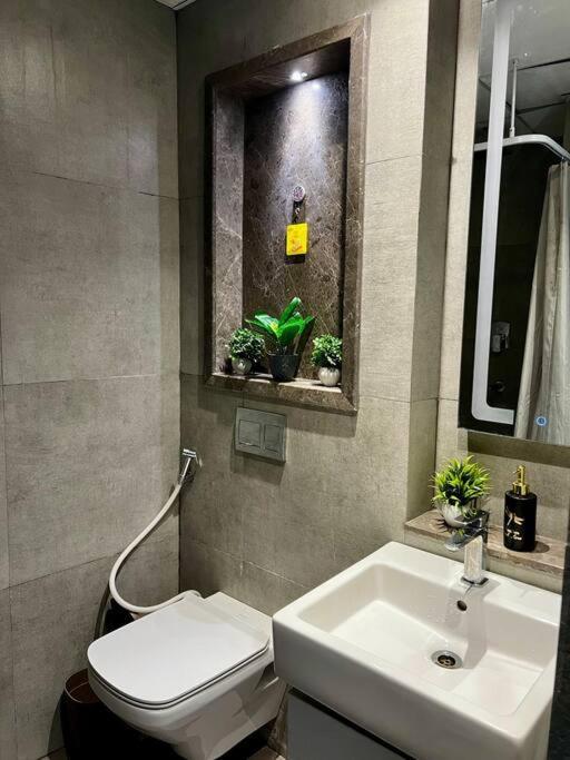 Countryside Luxury - Supernova Noida *