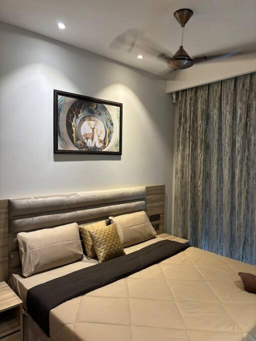 Countryside Luxury - Supernova Noida Apartment *
