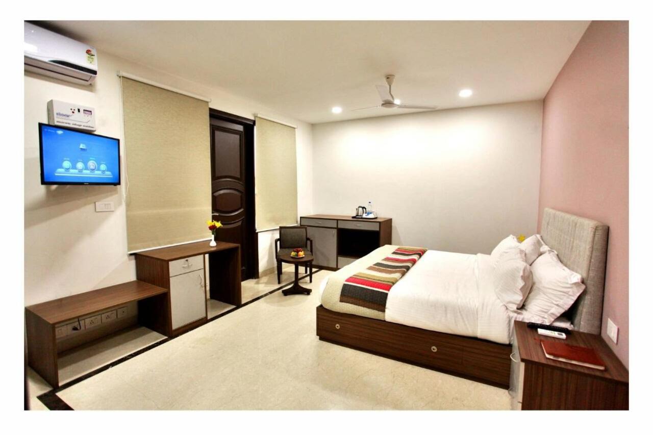Phoenix Luxe Roooms New Delhi