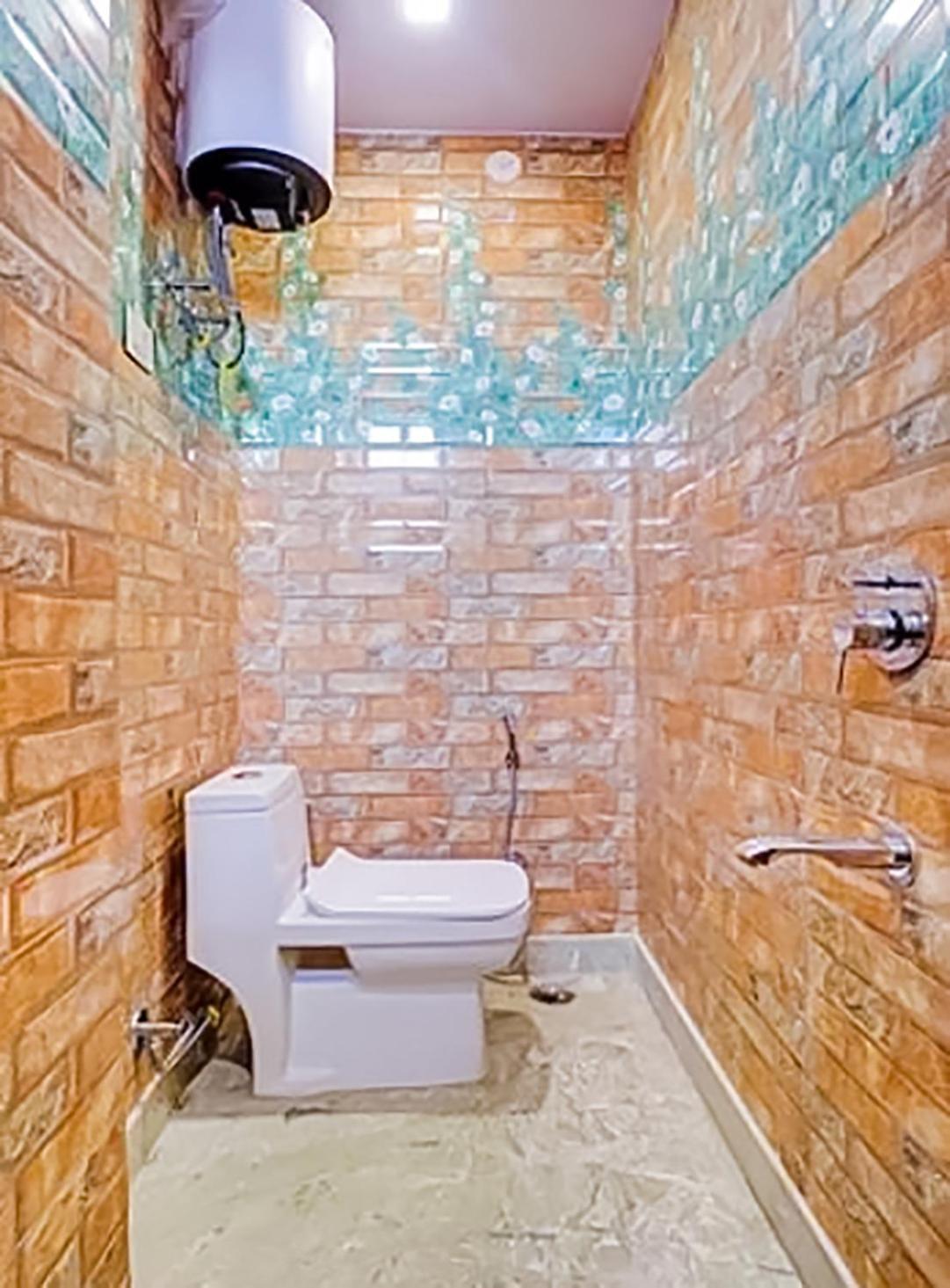 Hotel Cr Residency -near Chanakyapuri Embassy Area 3*