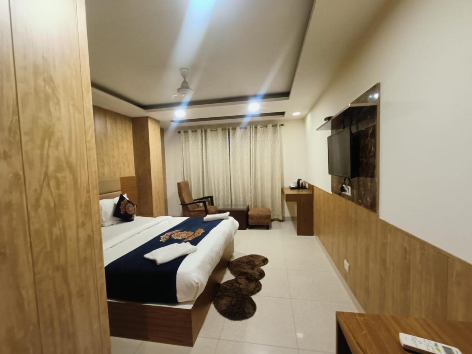 Grand By D'capitol Near Igi Airport 4* Nova Deli