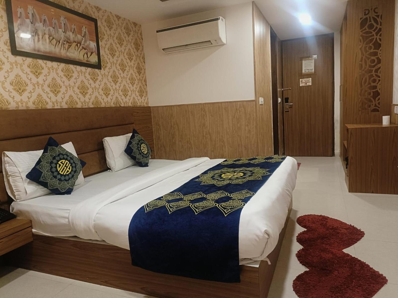 Grand By D'capitol Near Igi Airport New Delhi